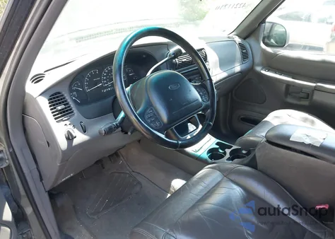 1999 Ford Explorer Eddie Bauer/Limited/Xlt from USA, damaged, VIN 1FMDU34E2XUA07544